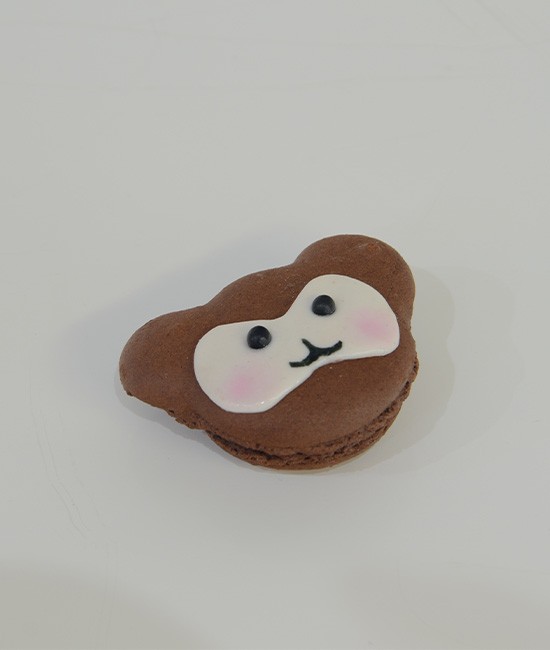 Monkey macaron