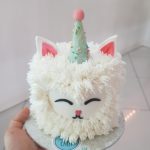 Party llama cake Image