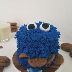 Cookie monster cake