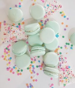 Pistachio macaron