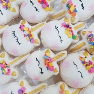 Unicorn macaron