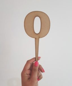 Block numeral 0 laser-cut topper