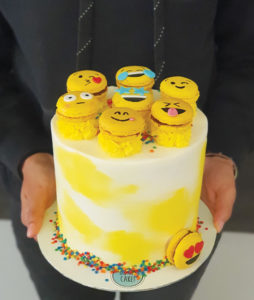 Emoji cake