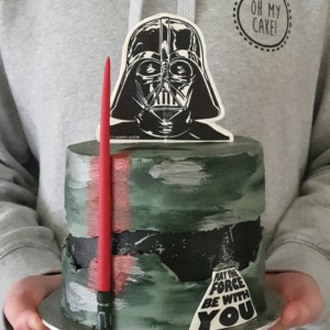 Star Wars-inspired cake