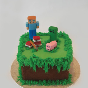 Minecraft-inspired cake
