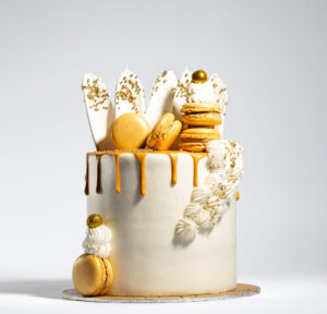 Golden Moment Cake final scaled e1747157396669 | Image | Oh My Cake | Bakery in Fourways South Africa | Cakes | Macarons | Cupcakes