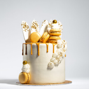 Golden Moment Cake final scaled e1747157396669 | Image | Oh My Cake | Bakery in Fourways South Africa | Cakes | Macarons | Cupcakes