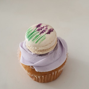 Sprig of lavender macaron cupcake
