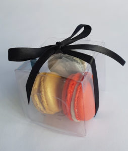 Gift box of 3 macarons