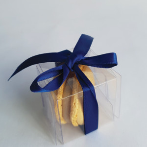 Single macaron gift box
