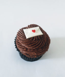 Love letter cupcake