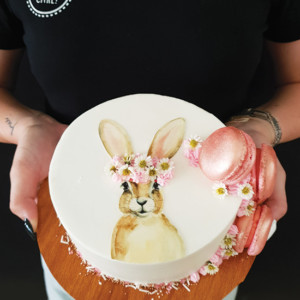 Flower crown bunny cake