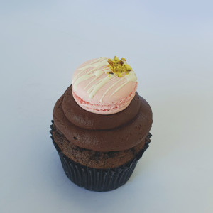 Chocolate Mother's Day cupcake