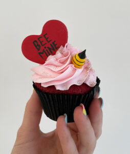 bee mine cupcake