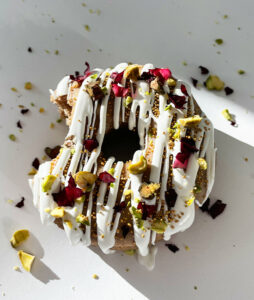 Pretty-Pistachio-Donut