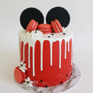 Mickey-Mouse-Inspired-Cake