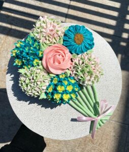 Spring cupcake bouquet