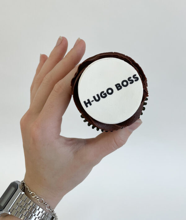 You go, boss! Cupcake