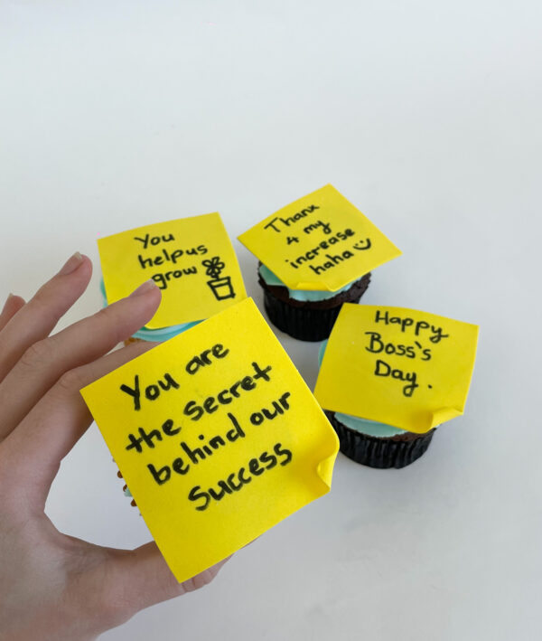 Personalised Post-it Notes Cupcake - Image 2