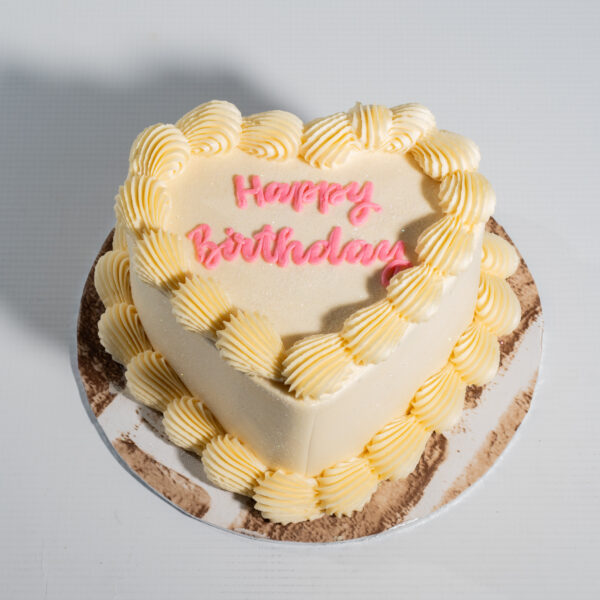 Vintage Heart Cake in Cream
