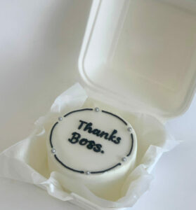 CKE239 scaled e1697038989759 | Image | Oh My Cake | Bakery in Fourways South Africa | Cakes | Macarons | Cupcakes