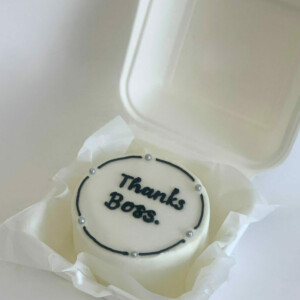 CKE239 scaled e1697038989759 | Image | Oh My Cake | Bakery in Fourways South Africa | Cakes | Macarons | Cupcakes