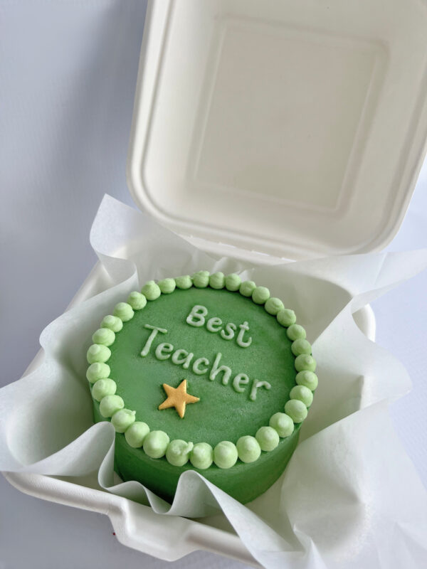 Best Teacher! Lunchbox Cake