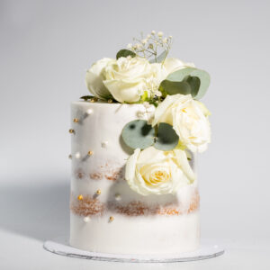 Soft & elegant floral cake