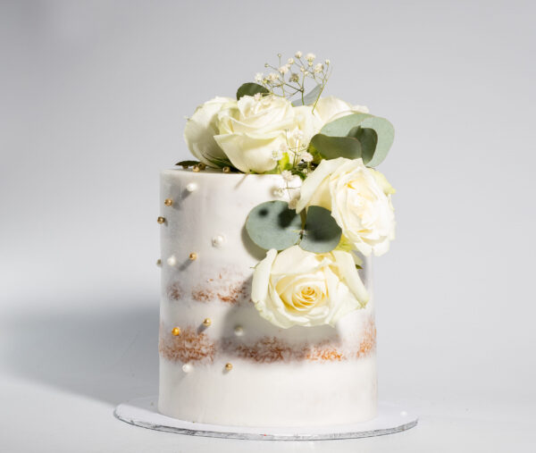 Soft & elegant floral cake