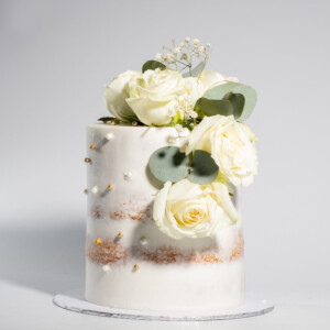 Soft Elegant Floral Cake scaled e1747157615201 | Image | Oh My Cake | Bakery in Fourways South Africa | Cakes | Macarons | Cupcakes