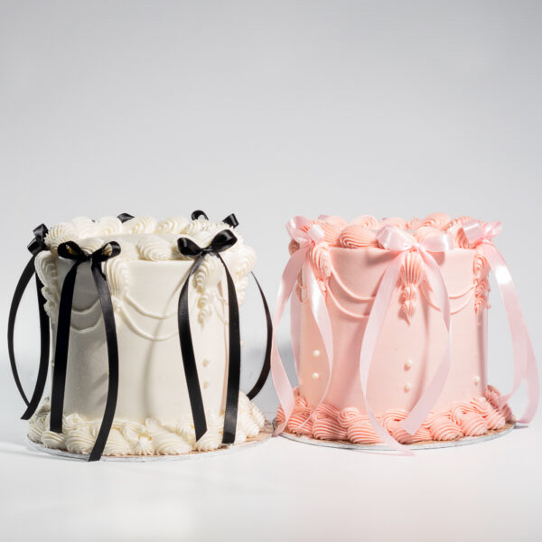 Vintage Ribbons Cake - Image 2