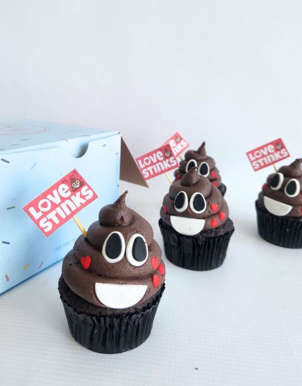 Love stinks cupcake - box of 4 - Image 2