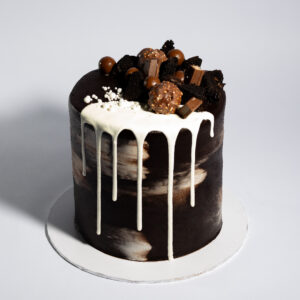 Chocolate lovers cake | Image | Oh My Cake | Bakery in Fourways South Africa | Cakes | Macarons | Cupcakes