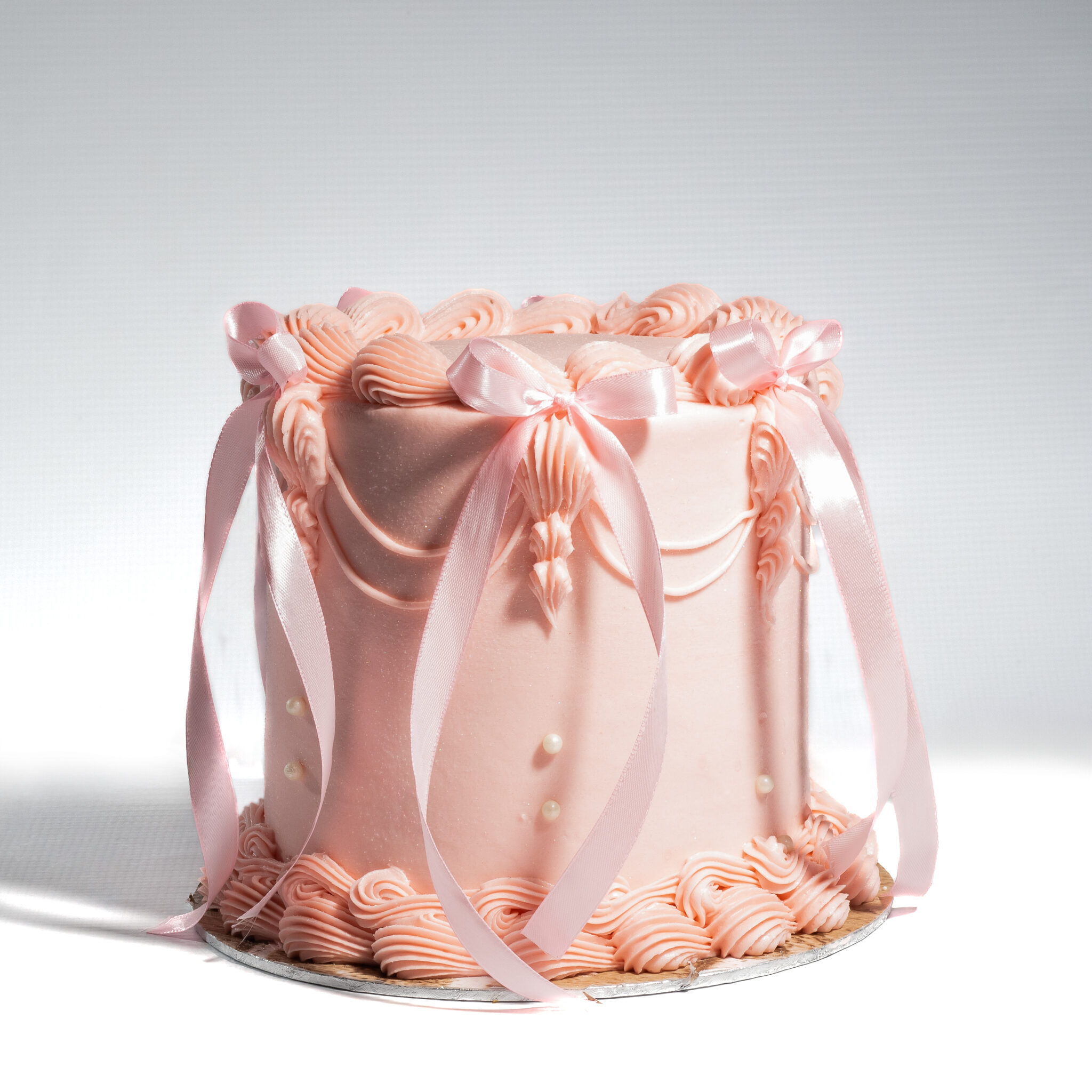 Vintage Ribbons Cake | Order Online At Oh My Cake!
