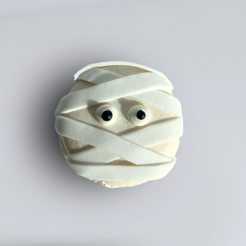 Mummy Macaron