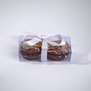 Box of 2 Dubai chocolate inspired macarons