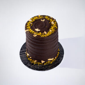 Mini Dubai Chocolate-Inspired Cake