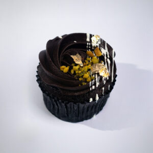 Dubai Chocolate-Inspired Cupcake